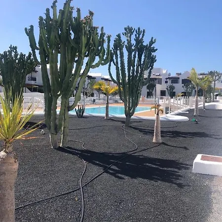 El Buen Retiro * Playa Blanca (Lanzarote)